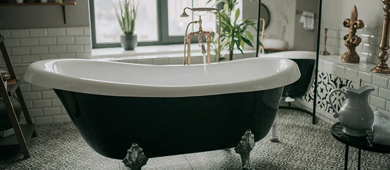 Emergency Bathtub Replacement in Lundy Village, Brampton