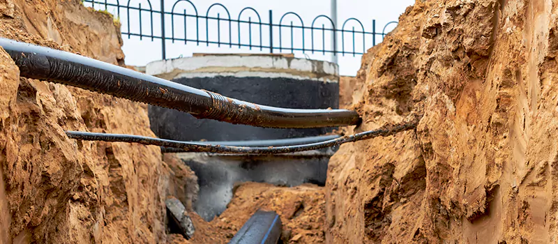 Trenchless Commercial Plumbing Repair Services  in Lundy Village, Brampton